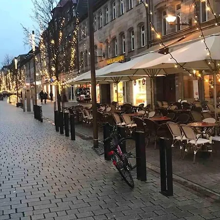 Helle 2 In Der Further Innenstadt * Fürth