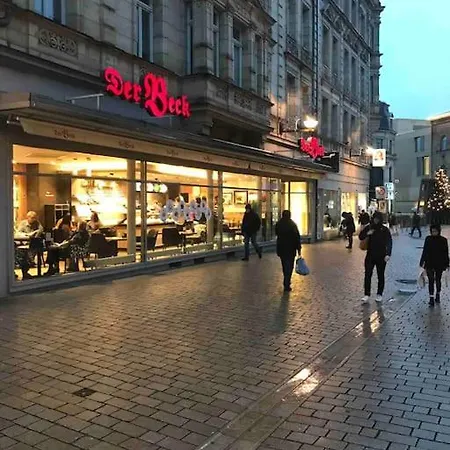 Helle 2 In Der Further Innenstadt * Fürth