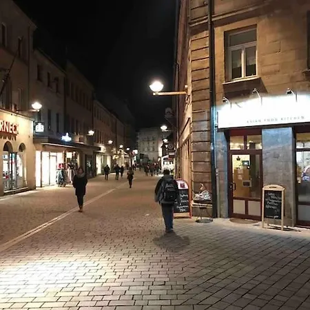 Lägenhet Helle 2 In Der Further Innenstadt Fürth